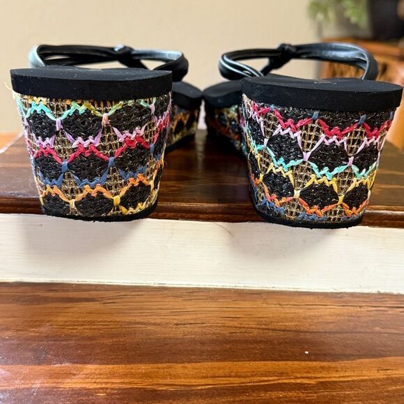 Juicy Couture Platform Black and Colorful Wedge Flip Flop Thong Sandals Size 9 - Picture 3 of 10